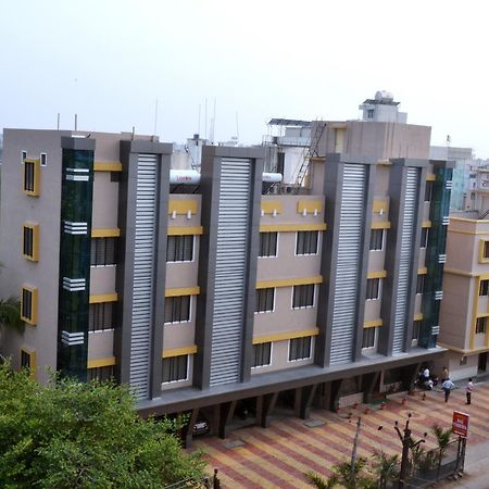 Hotel Yogiraj Shirdi Extérieur photo