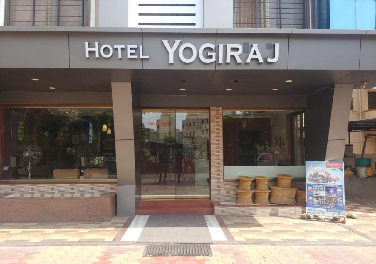 Hotel Yogiraj Shirdi Extérieur photo