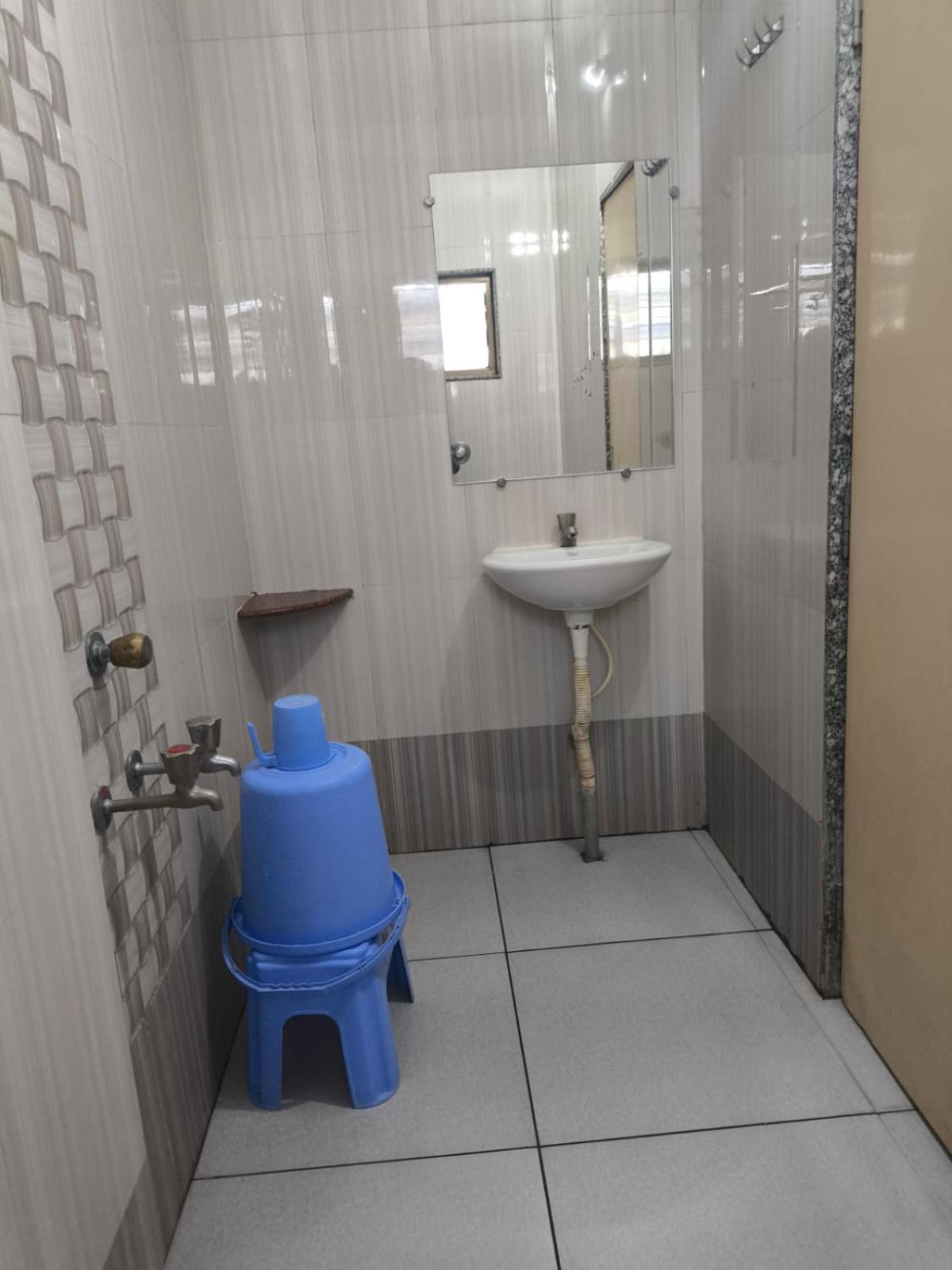 Hotel Yogiraj Shirdi Extérieur photo